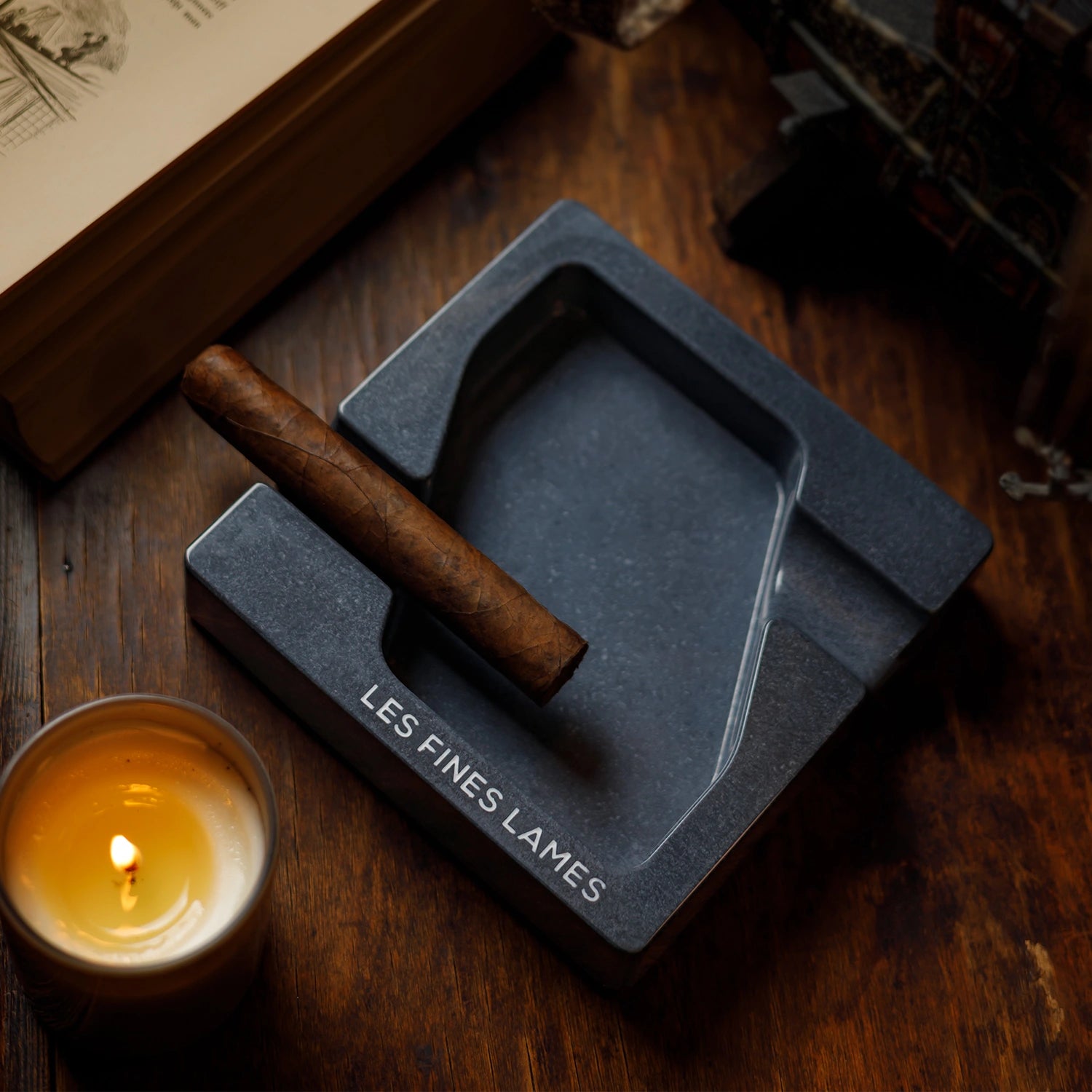 DYAD - Concrete Ashtray - Midnight