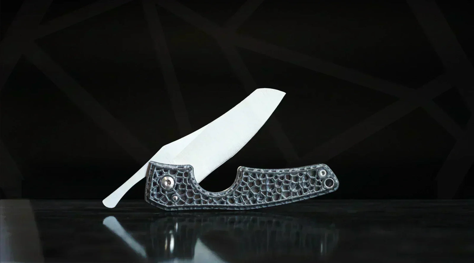 LE PETIT KENTRON cigar knife by LES FINES LAMES and German Engineered Cigars featuring a biomimetic 3D-printed design