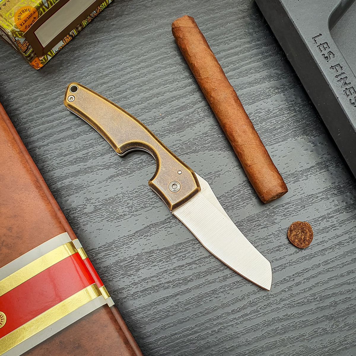 LE PETIT - Antique Brass