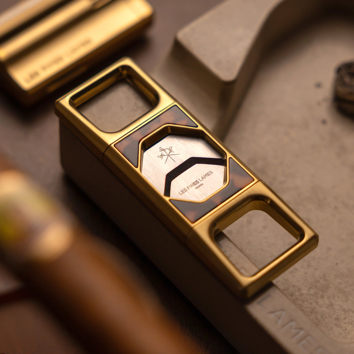 La GUILLOTINE - VANGUARD Gold Acetate
