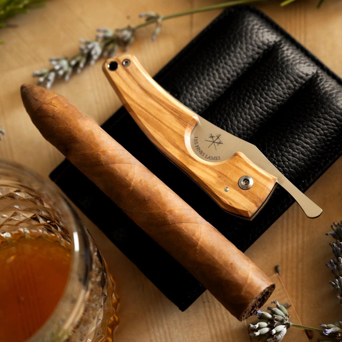 LE PETIT - Olive Wood