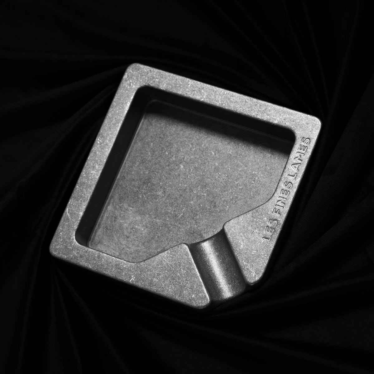 ASHTRAY - MONAD RAW Aluminum