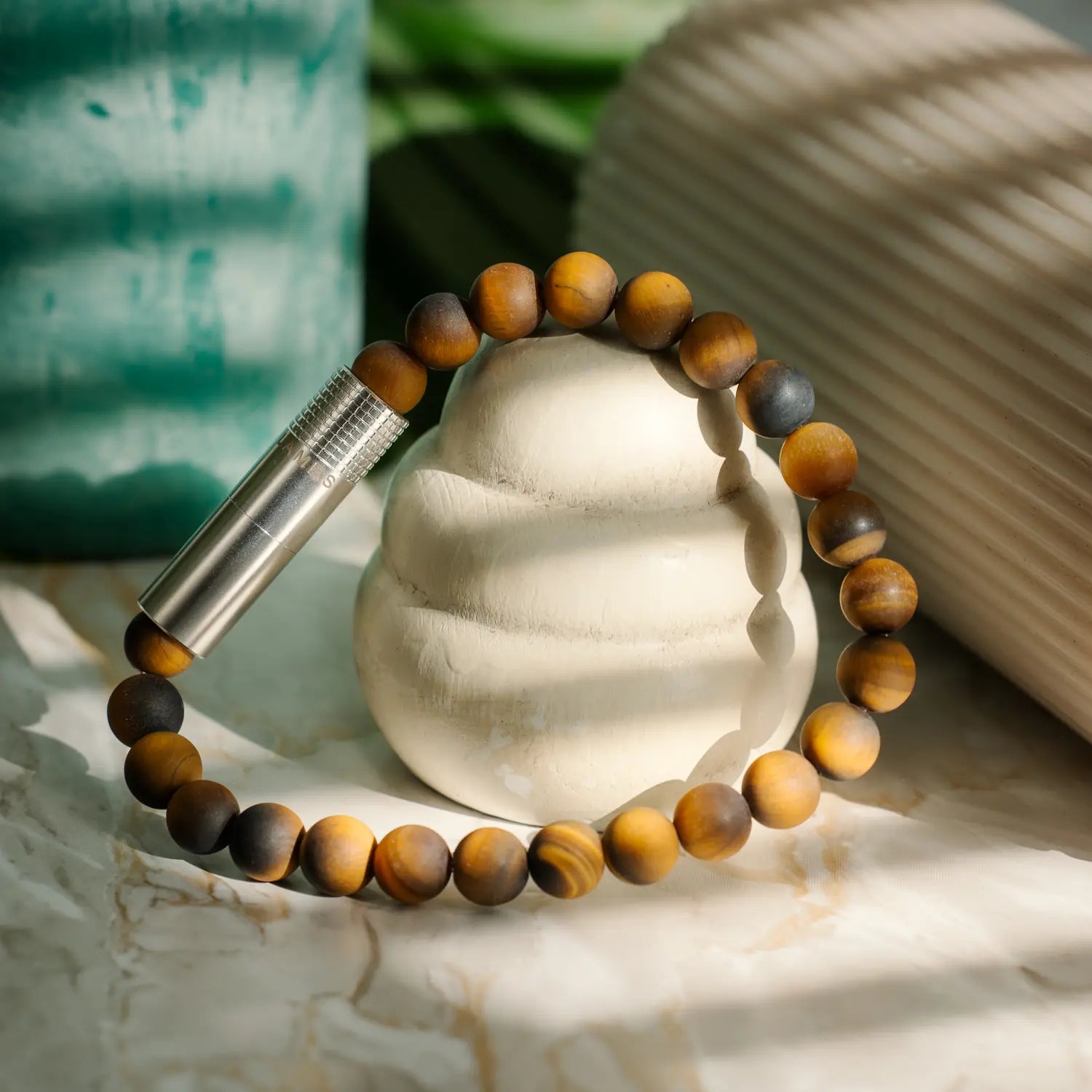 PUNCH BRACELET - Connoisseur