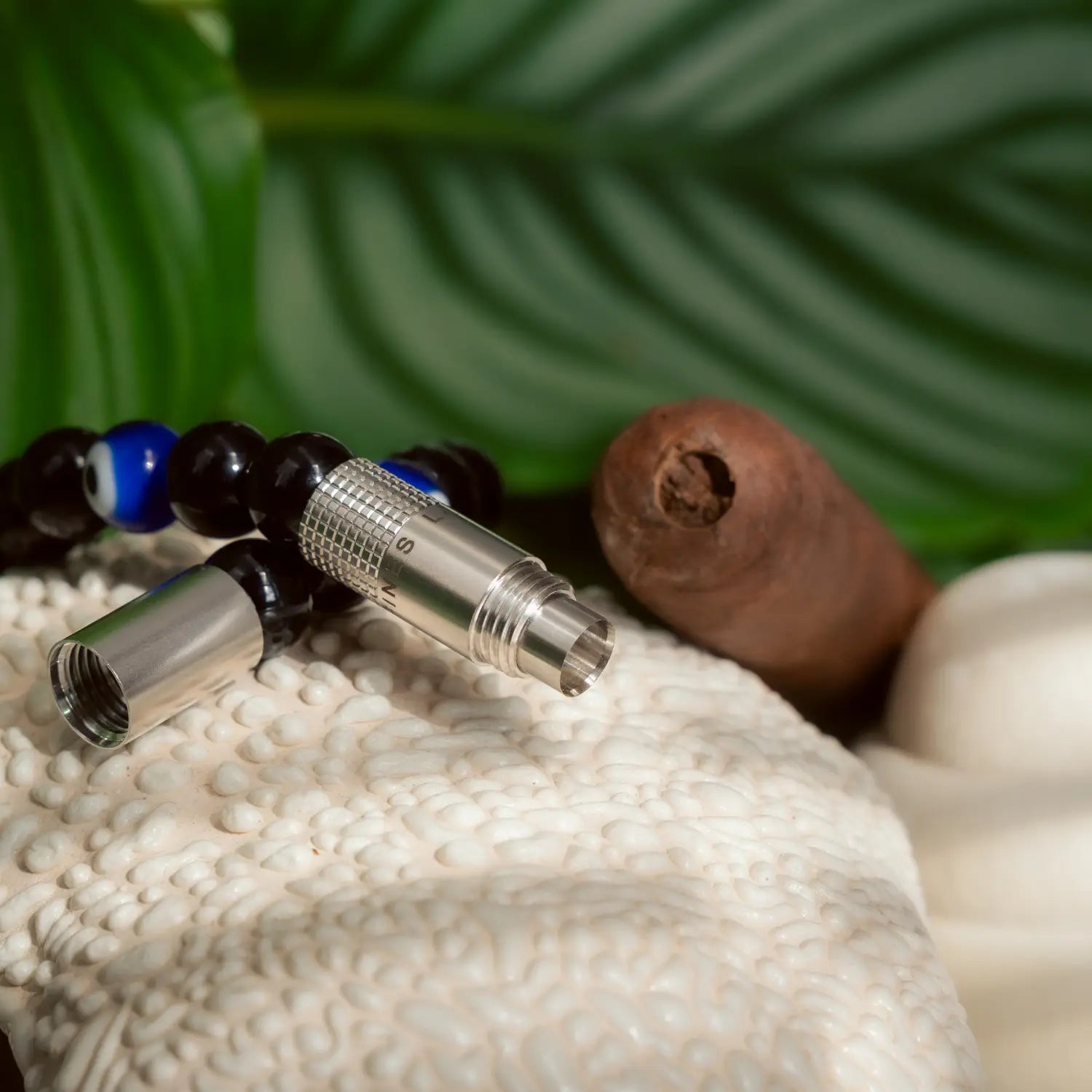 PUNCH BRACELET - Eye