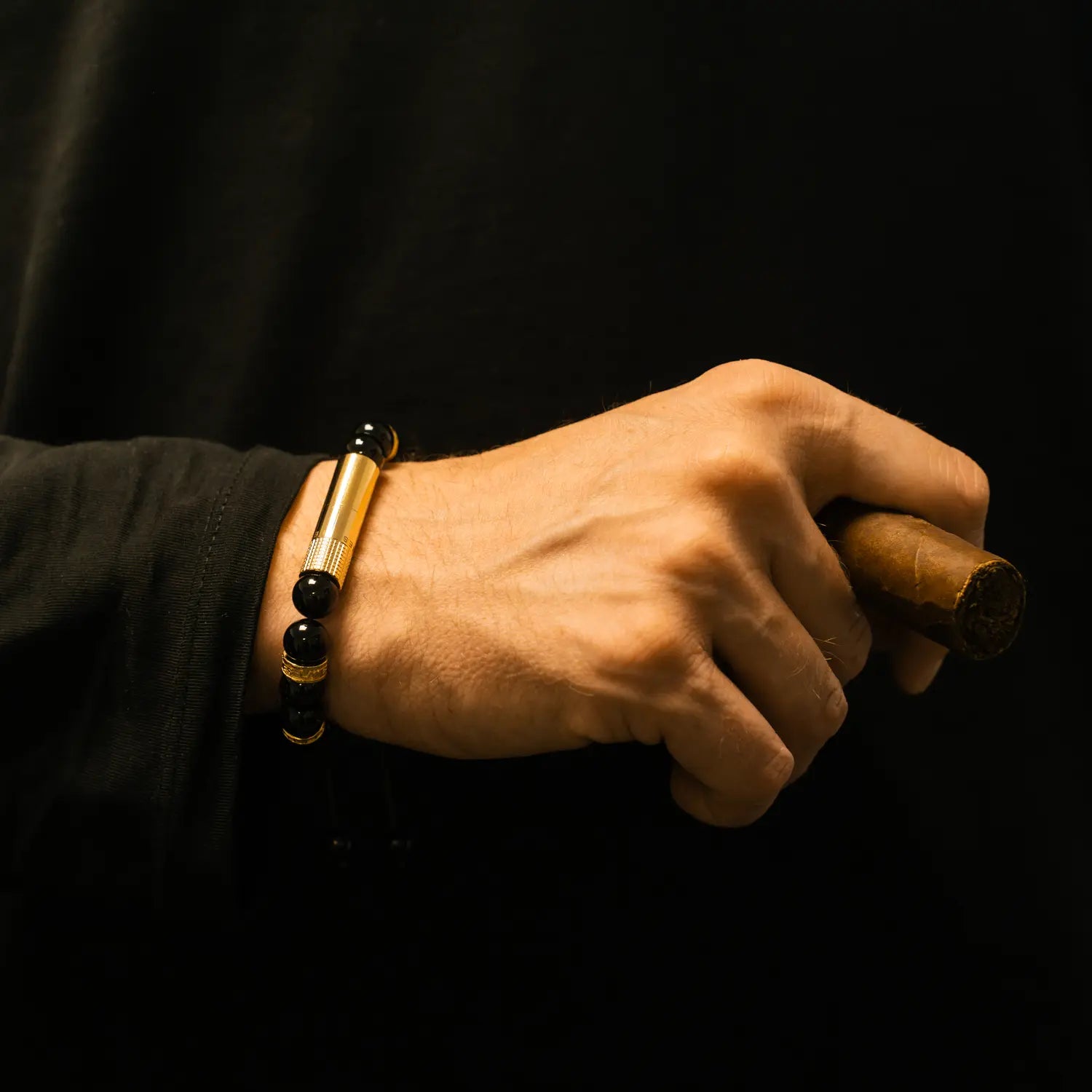 PUNCH BRACELET - Oscuro Gold Ring