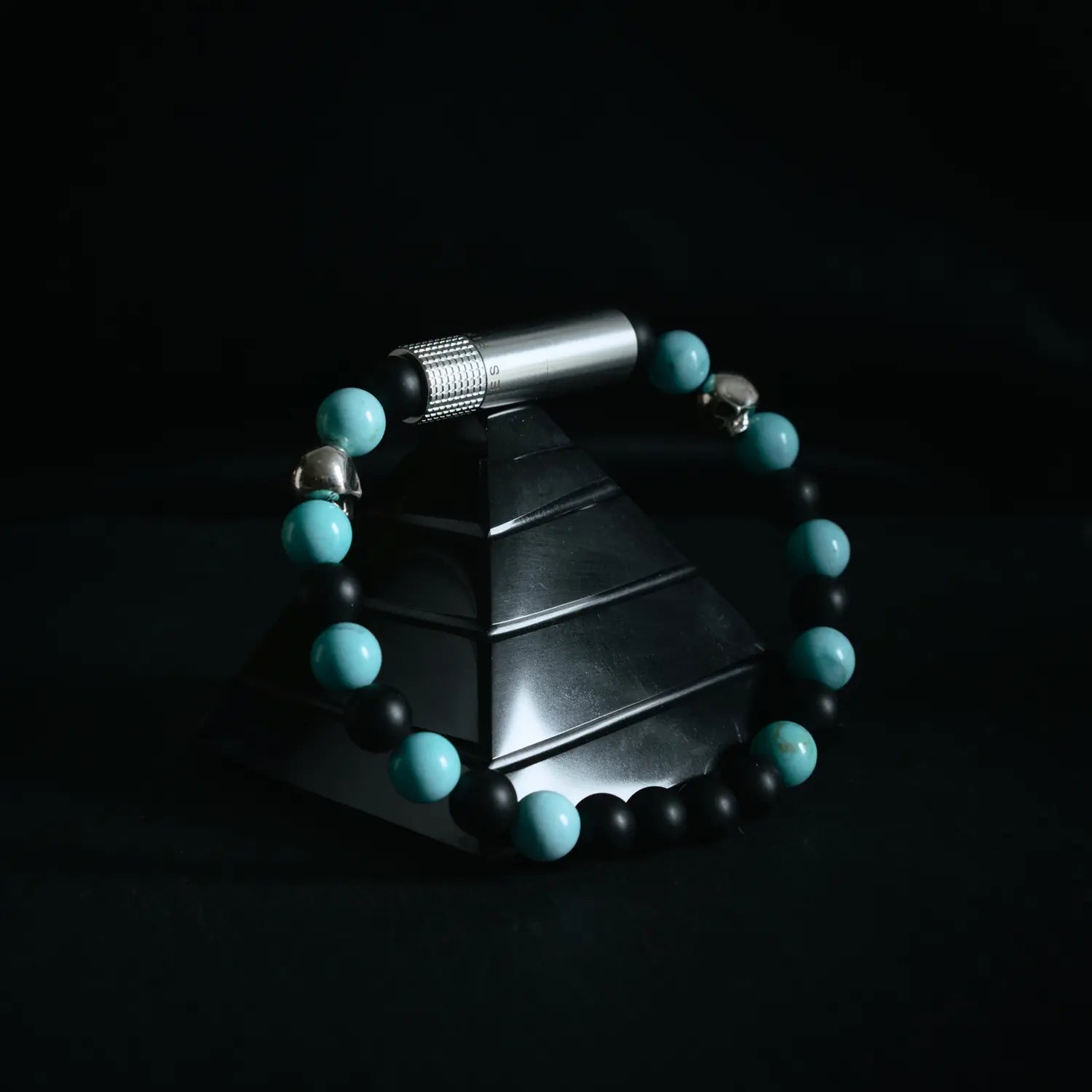 PUNCH BRACELET - Turquoise Skull