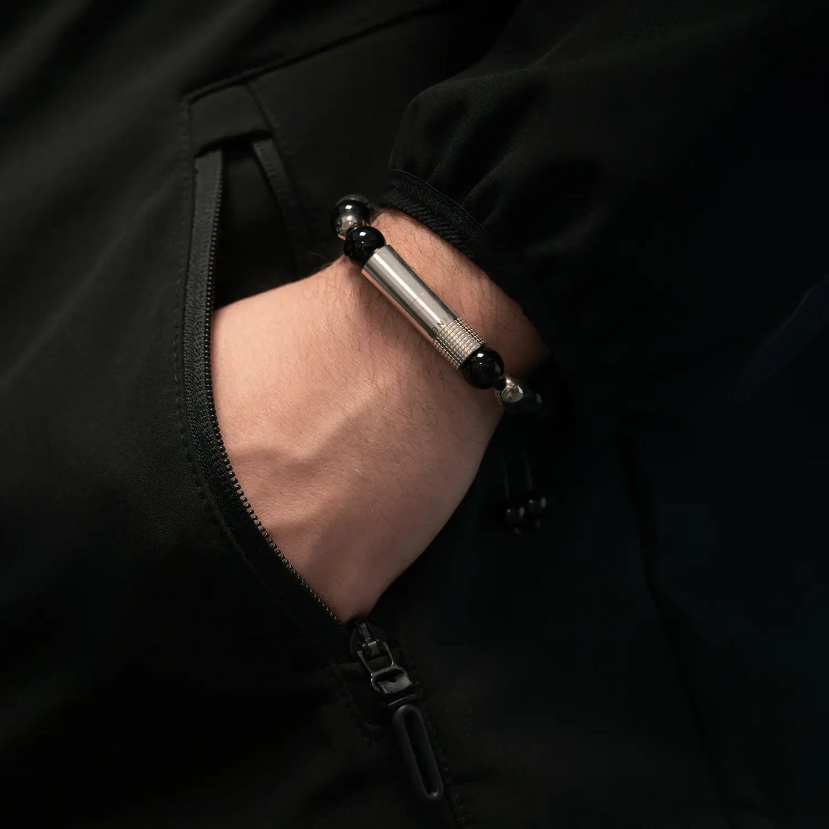 PUNCH BRACELET - Volcano Skull