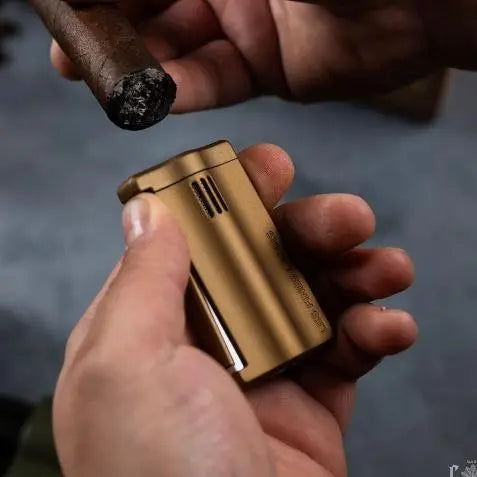 Le FEU RS Burnt Bronze premium cigar lighter