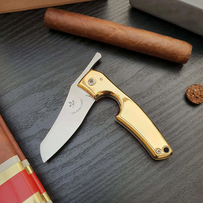 LE PETIT – Pure Gold